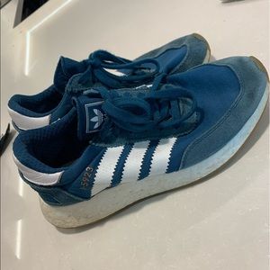 Womens adidas shoes